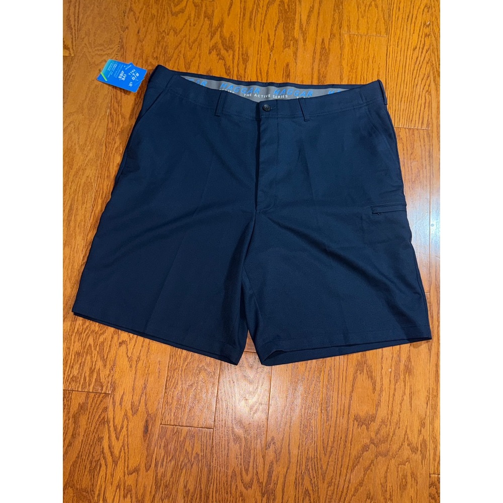 Haggar The Active Series Mens Navy Blue Performance Utility Shorts Size 44 NWT